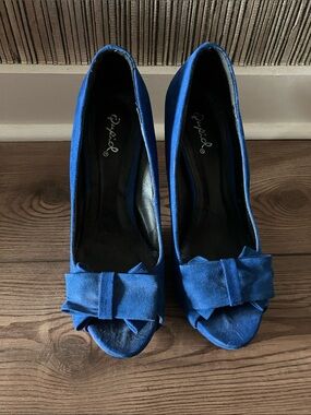 Qupid Royal Blue Bow Peep-Toe Heels